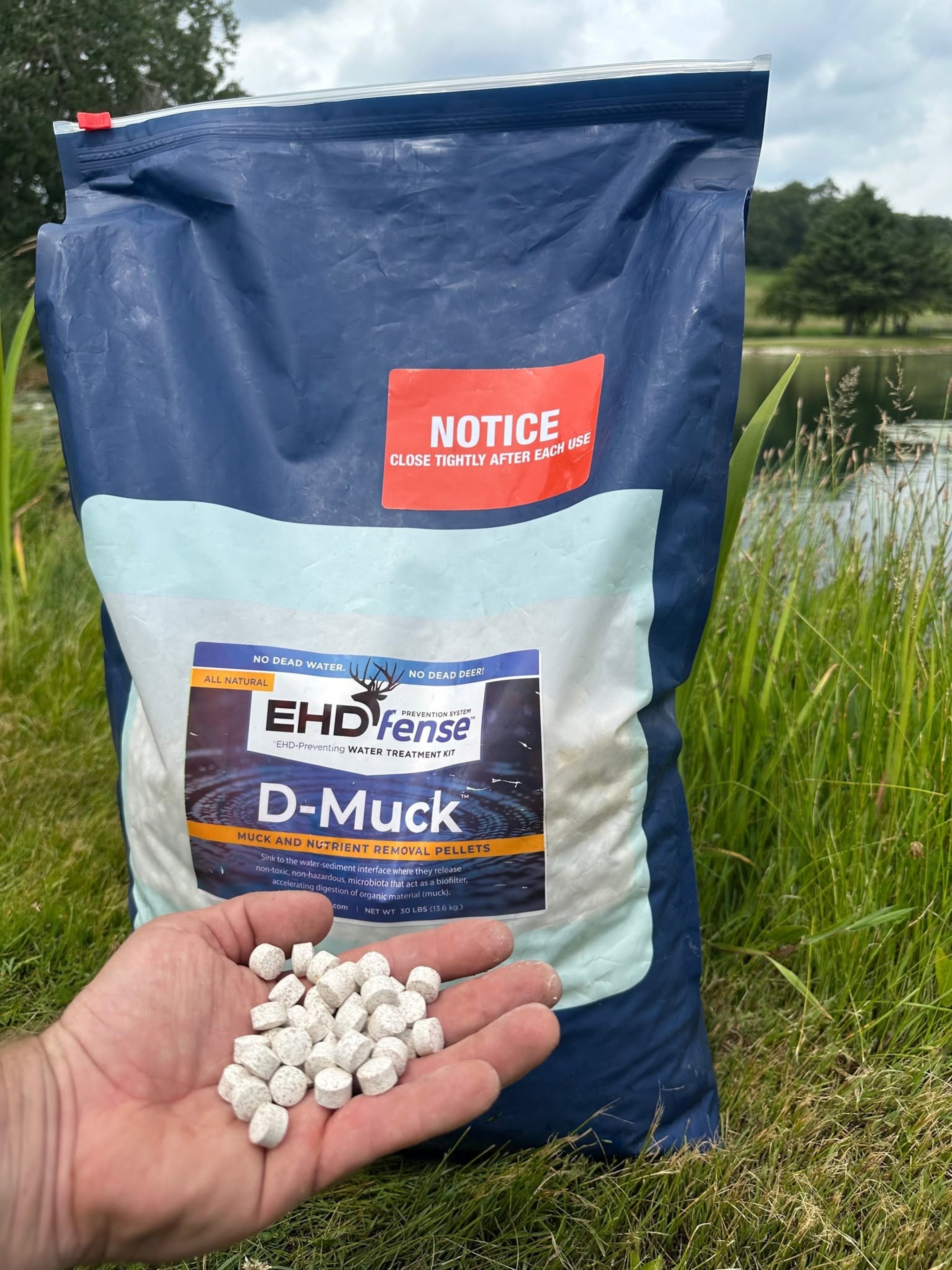 30 pound bag D-Muck